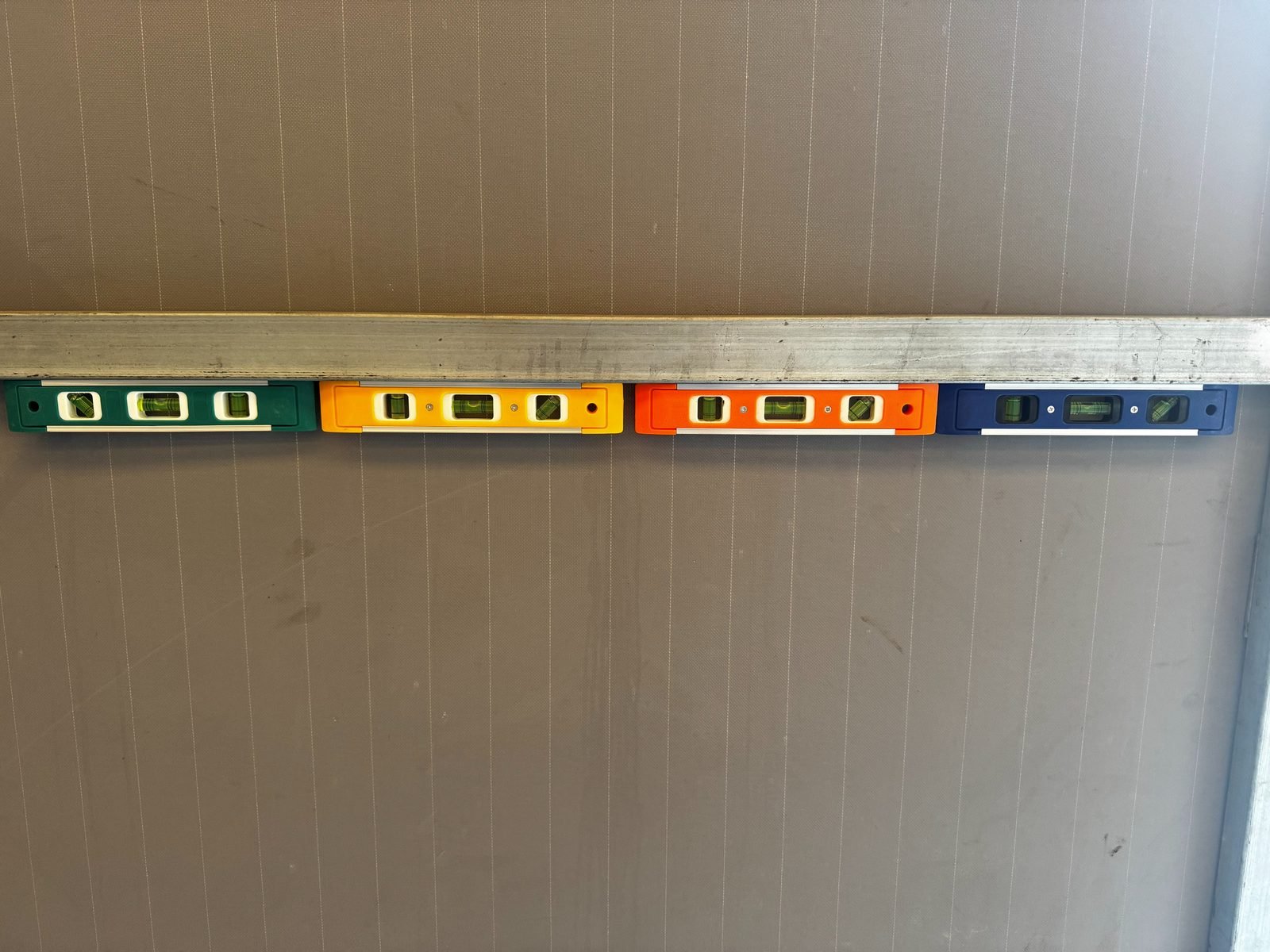 Magnetic torpedo level — Torpedo 3 model